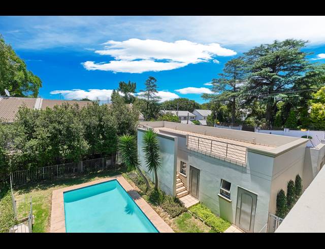2 BEDROOM APARTMENT RENTED IN CRAIGHALL